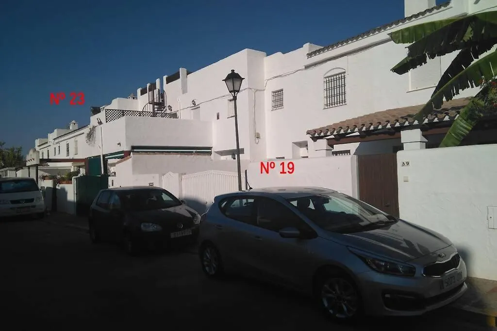 Alojamiento Con Piscina Para Grandes Grupos Chiclana de la Frontera 0*,  İspanya