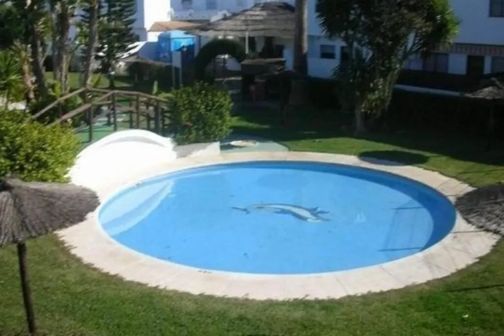 Alojamiento Con Piscina Para Grandes Grupos شيكلانا دي لا فرونتيرا بيت للعطل